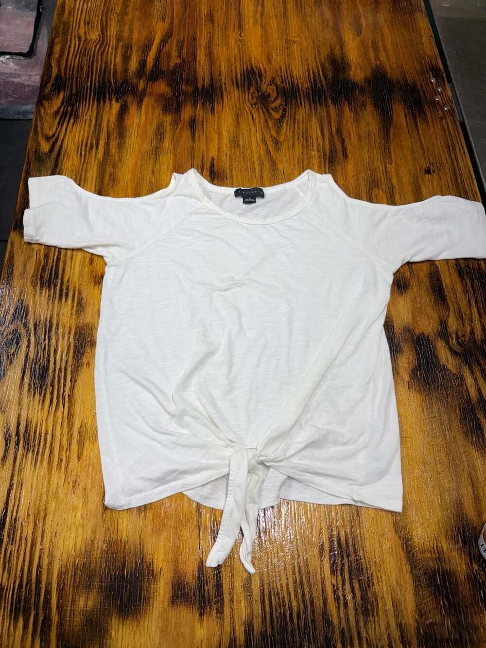 Sanctuary White Cold Shoulder Front Tie Knot Slub T-Shirt Medium